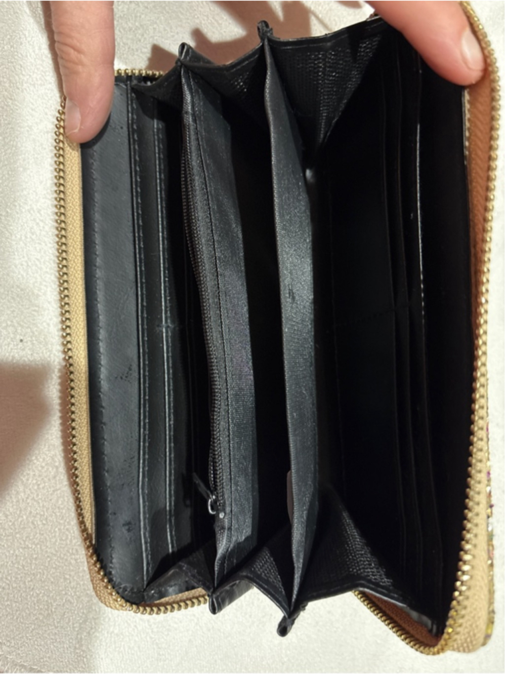 Women's Unbranded Gold Glitter Zip Wallet One Size - Picture 4 of 5